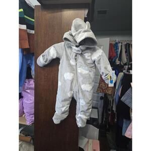 3m brand new baby's no suit from target.Item 993